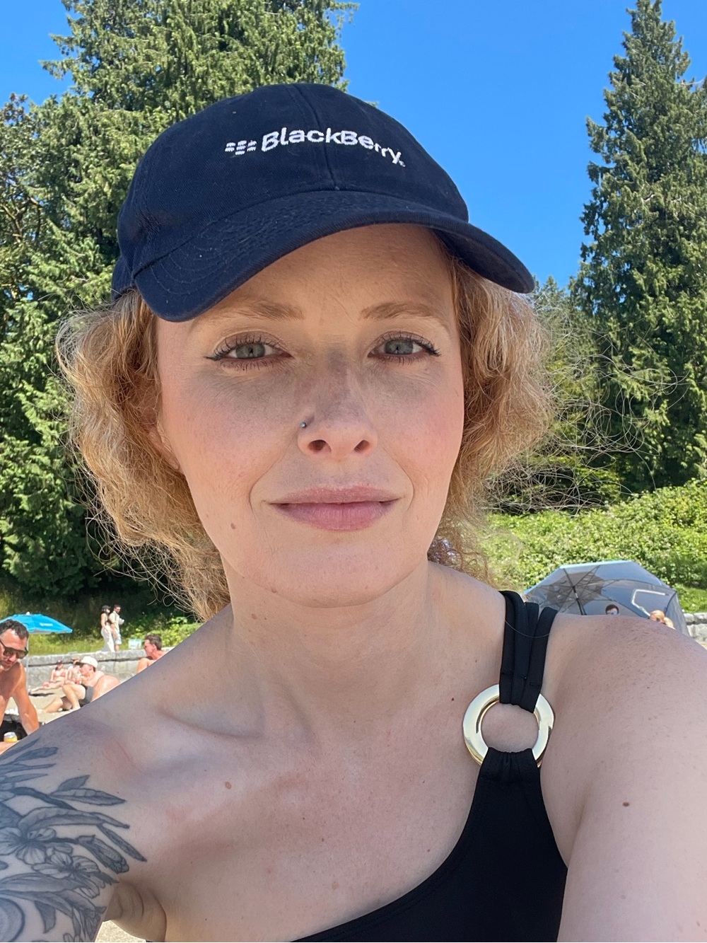BlackBerry Baseball Cap - Picture 4 of 4
